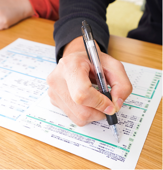 社会保険・雇用保険の手続き